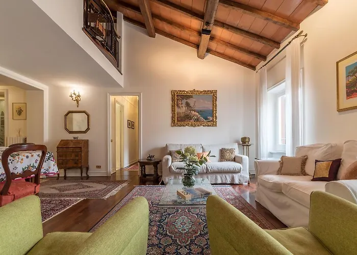 Quiet And Classic On Two Floors, By Trevi Fountain - Fromhometorome Apartman Róma