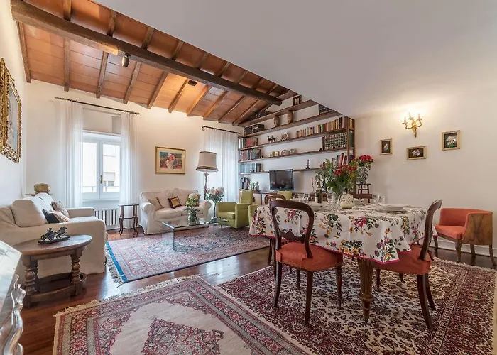 Apartman Quiet And Classic On Two Floors, By Trevi Fountain - Fromhometorome Róma
