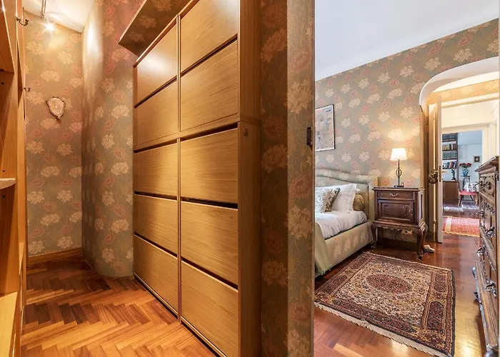 Apartman Quiet And Classic On Two Floors, By Trevi Fountain - Fromhometorome Róma