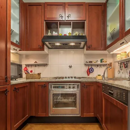 Quiet And Classic On Two Floors, By Trevi Fountain - Fromhometorome Appartement Rome